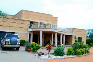 Mmathaba Guest House - Mmadinare - 0