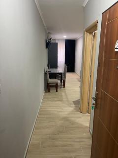 Cheap 2+1 apartment, 10 meters from beach - Golem - 9