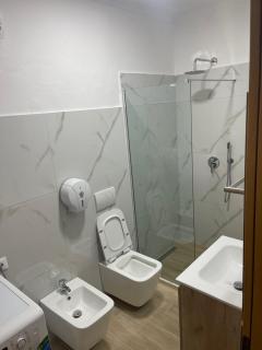 Cheap 2+1 apartment, 10 meters from beach - Golem - 3
