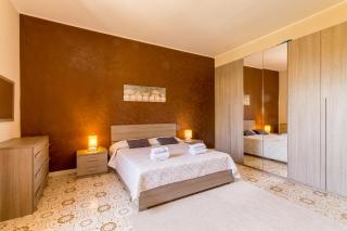 Villa With Volcano View - Happy Rentals - Zafferana Etnea - 5