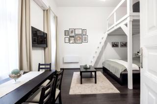 Charming Downtown Hideaway Steps from New York Café! - Budapeste - 3