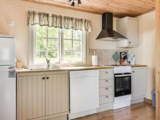 Holiday Home Lunnekullen by Interhome - Tibro - 2