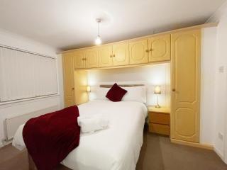 Cozy Nights SVP Detached House - Nitshill - 8