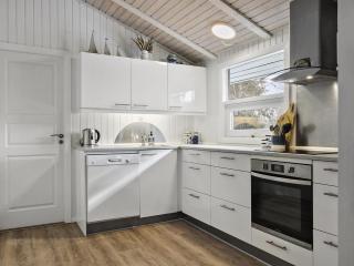 Holiday Home Yessica - 300m from the sea by Interhome - Løkken - 5