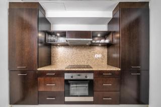 ALH Vacay - Distinctive 1 Bedroom in Marina Quay West - Dubai - 3