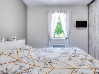 Holiday Home Plassan by Interhome - Lesparre-Médoc - 2