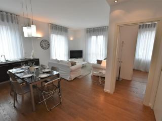 Apartment Corso Genova Apartment by Interhome - Milan - 1