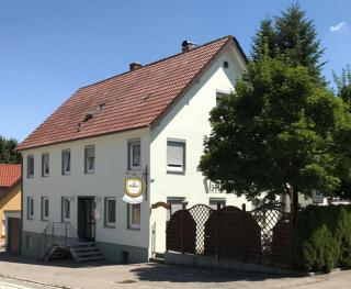 Pension Grüner Baum - - 0