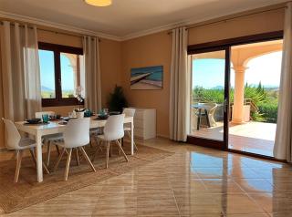 Villa Octopus by Bebreeze - 4