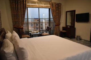 Ziel Guest House near Akbar Niazi Teaching Hospital ANTH - 9