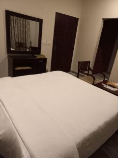 Guest House Near Embassy Shuttle Service Islamabad - 7