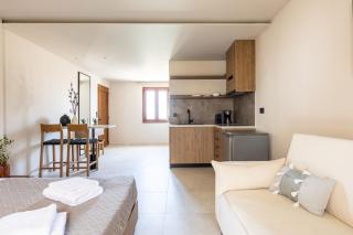 Niro Beachfront Living - Stalida - 5