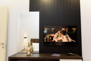 Palm Side Hotel - Vlora - 9