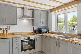 Luxurious Barn Conversion - Oakamoor - 8