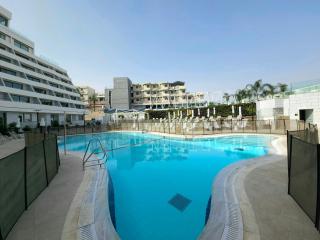 Sea Star - במרחק חציית כביש מהים ומהטיילת - 3