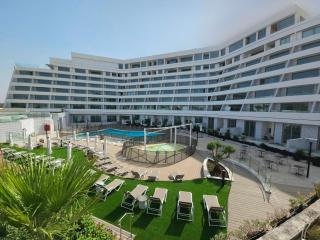 Sea Star - במרחק חציית כביש מהים ומהטיילת - 1