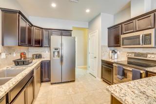 Beautiful Bullhead City Home Rental with Yard! - Bullhead City - 3