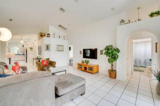 4 Mi to Disney Home with Heated Pool in Kissimmee! - Kissimmee - 8