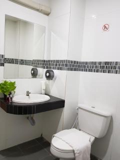 NK Guesthouse 1 - Khlong Toei - 3