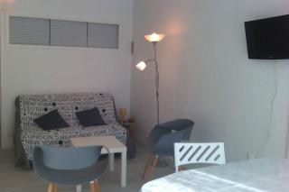 APPARTEMENT P2 + CABINE LE GRAU DU ROI - 9