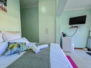 H G Deluxe Guest suites - 1