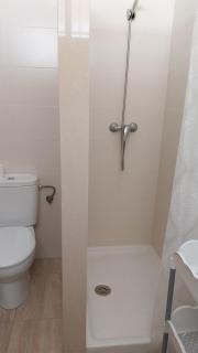 Apartamento pequeño frente al mar con piscina - 1