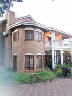 Tjibelu's Nest Guest Home - Lobatse - 0