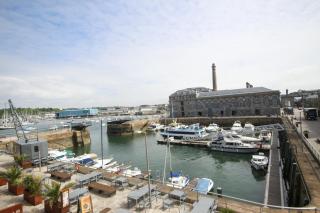 4 Bed- Trematon By Pureserviced - Plymouth - 6