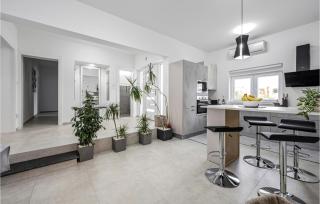 Gorgeous Home In Vodice With Kitchen - 6