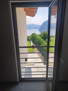 Luminoso appartamento vista lago - Solto Collina - 3