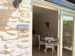 Ewecub Barn - Burford - 8