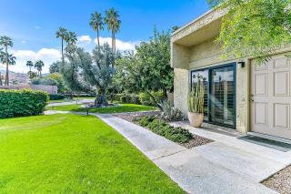 Villa De Las Flores by ACME House Company - Palm Springs - 1