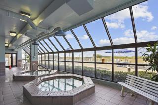 Phoenix 6 Unit 813 - 5