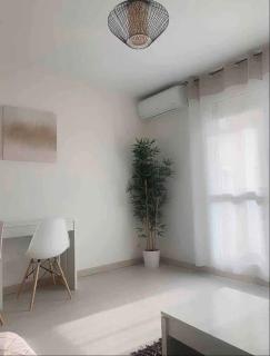 Agréable studio (2) 27m2 Terrasse, Parking, Piscine - Saint-Laurent-du-Var - 1