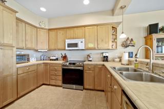 Ocean Lover's Landing - Gold Beach - 1