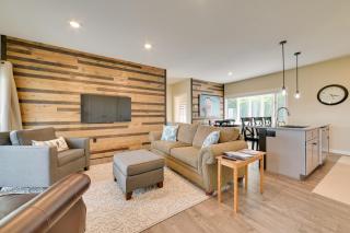 Beachfront De Tour Village Townhome with Patio! - 5