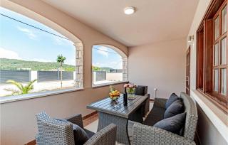 5 Bedroom Nice Home In Vela Luka - 9