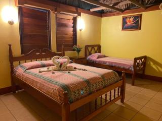 Crystal Paradise Resort - San Ignacio - 8