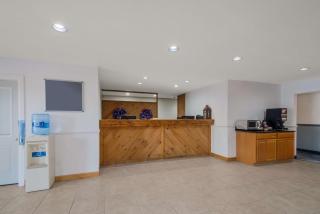 SureStay Plus Hotel by Best Western Berkeley Springs - Berkeley Springs - 6