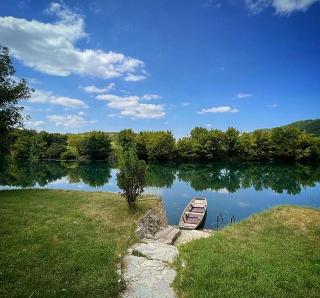 Cottage Una Unique - Bihać - 0
