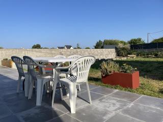Maison à Erdeven: 4 pièces, 90m², plage à 1km, terrasse, jardin clos, idéal pour familles et randonnées - FR-1-397-41 - Erdeven - 7