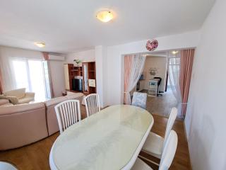 Apartments Mile - 3