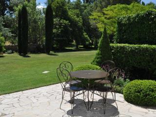 Pretty stone house with terrace and garden, Lussan - Lussan - 9