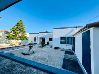 Beachfront Jasibe house - 3