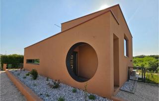 Awesome Home In Stancijeta With Kitchen - 2