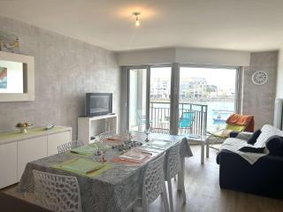 Spacieux appartement centre-ville, 5 couchages, proche plage - FR-1-224-800 - Saint-Gilles-Croix-de-Vie - 8