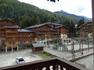 Appartement 3 pièces idéal à Valfréjus, 100m télécabine, balcon sud, 6 pers, draps inclus - FR-1-561-71 - 2