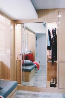 Double Studio, Private Bath, Shared Kitchen with Local Family by Pillows & Purrs - 6