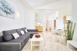 Elia Apartments - 4