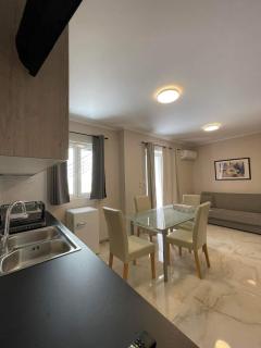ALLAGIANNIS GROUP APARTMENTS - Markopoulon - 6
